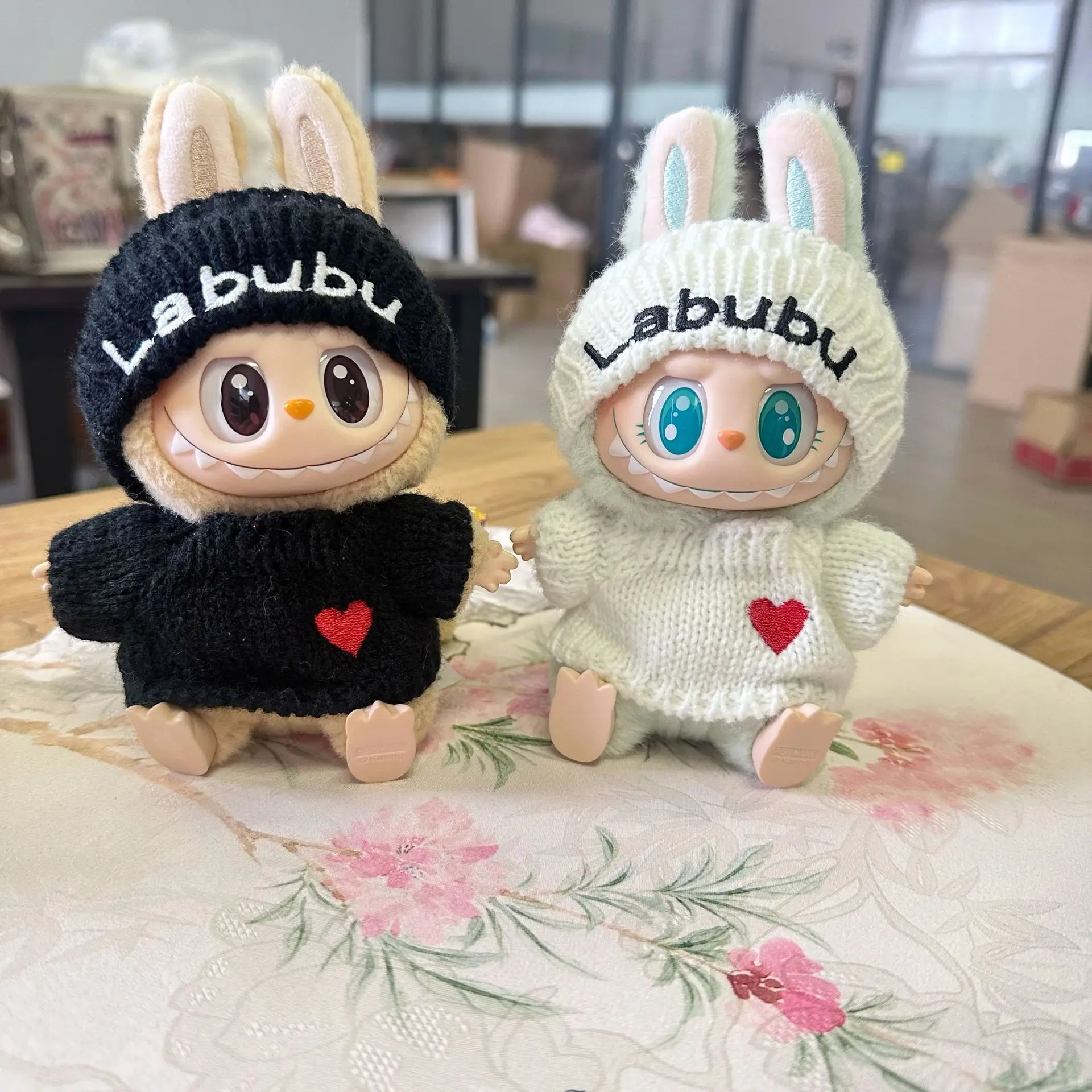 17cm Labubu Dolls Clothing The Monster Outfit Accessories For Sitting Party Labubu Letter Hat Love Sweater Casual Shoes ES06F