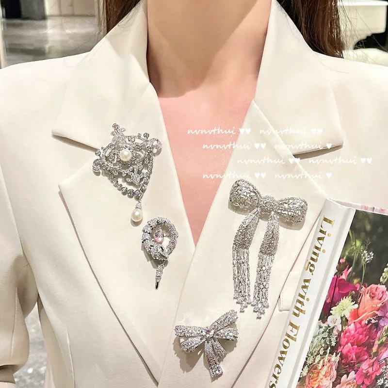 

Shining Star Butterfly Bow Gemstone Tassel Brooch Designer Plated18KGolden Wheat Spike Zircon Butterfly Brooch Vintage