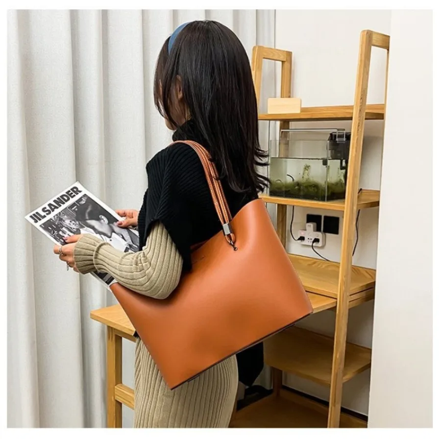 

Новая модная повседневная сумка большой емкости с текстурой, сумка-тоут с иностранным вкусом, универсальные зарубежные женские сумки на плечо