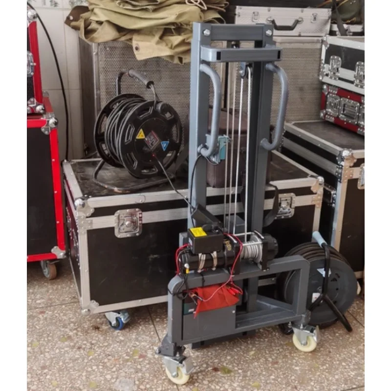 

Small Stage Design, Sound System, Loading Machine, Forklift, Aviation Box Handling, Loading and Unloading Artifact