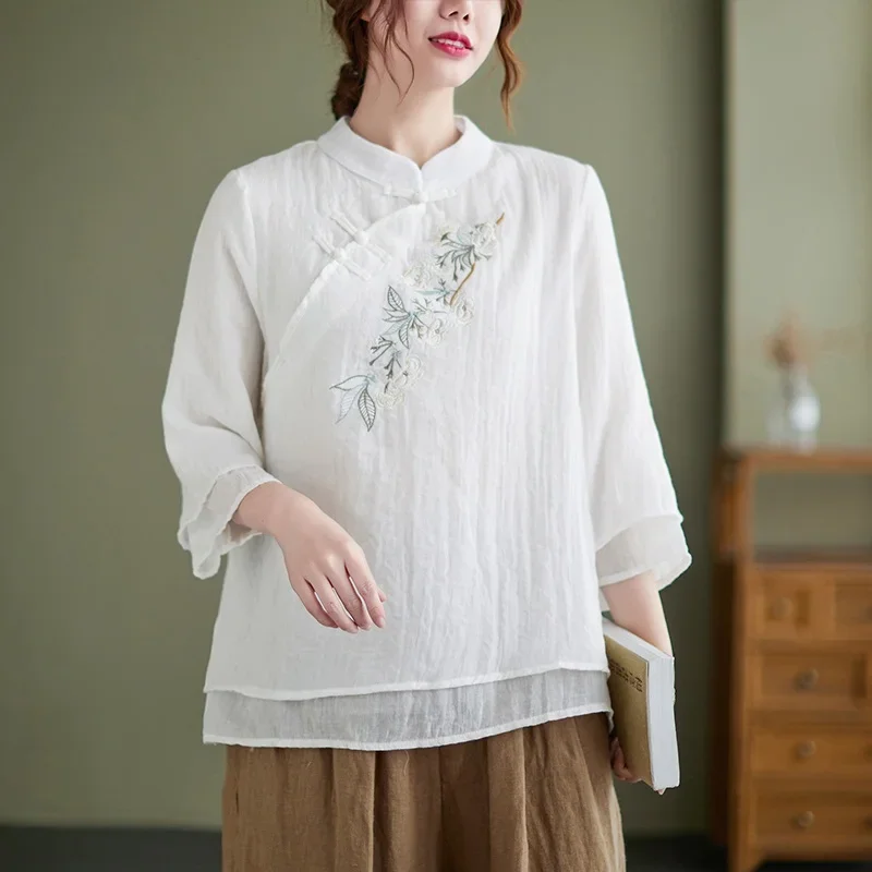 Blouse Women 2024 Spring Cotton Linen Shirts Ladies Chinese Tops Casual Vintage Embroidery Chinese Style Clothing Women 12829