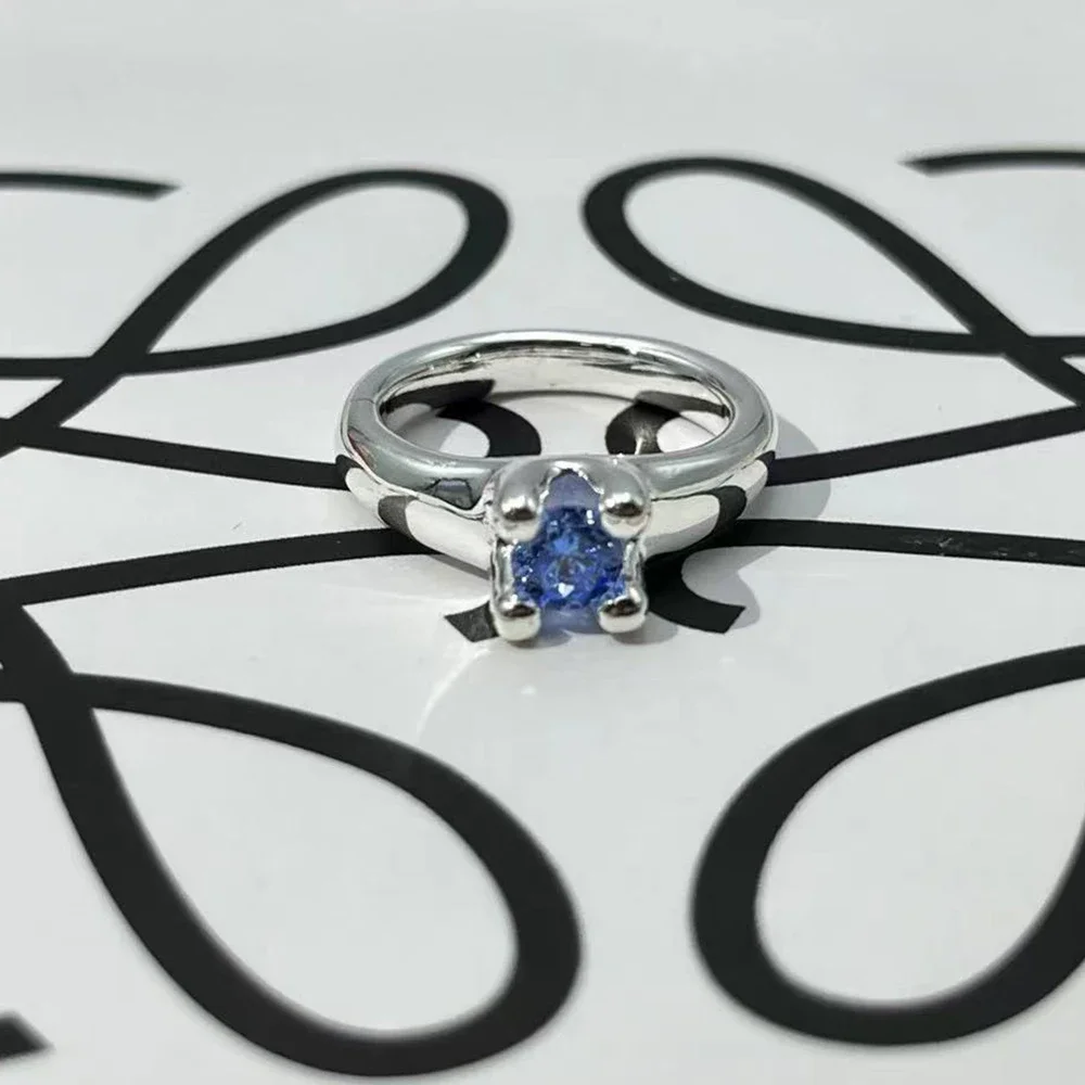 UNO-Anillo de piedras preciosas azules de nicho popular para mujer, diseño original europeo y americano, paquete de regalo de joyería de Navidad, nuevo