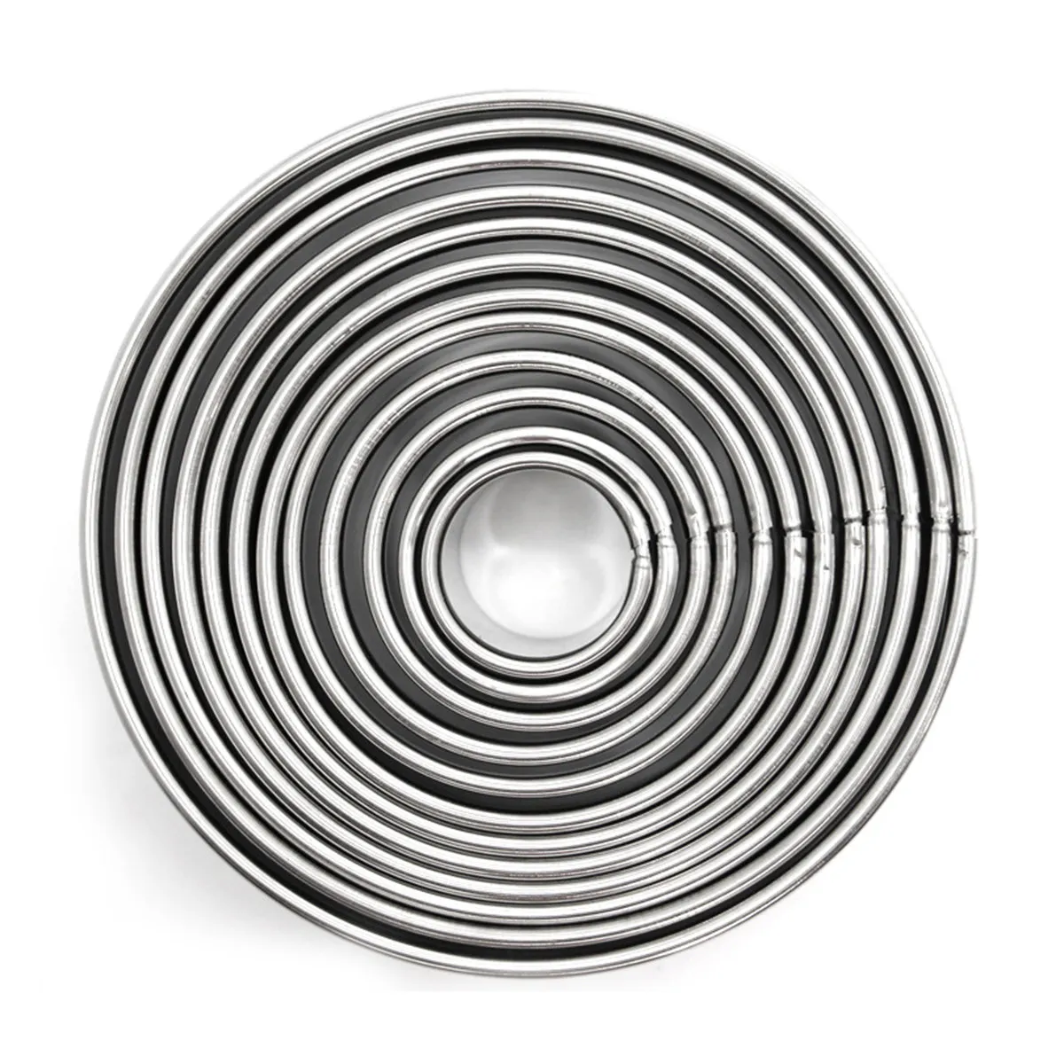 

Набор из 12 круглых формочек для выпечки из нержавеющей стали, идеально подходит для печенья, теста, мастики, для создания украшений на День святого Валентина и свадьбу