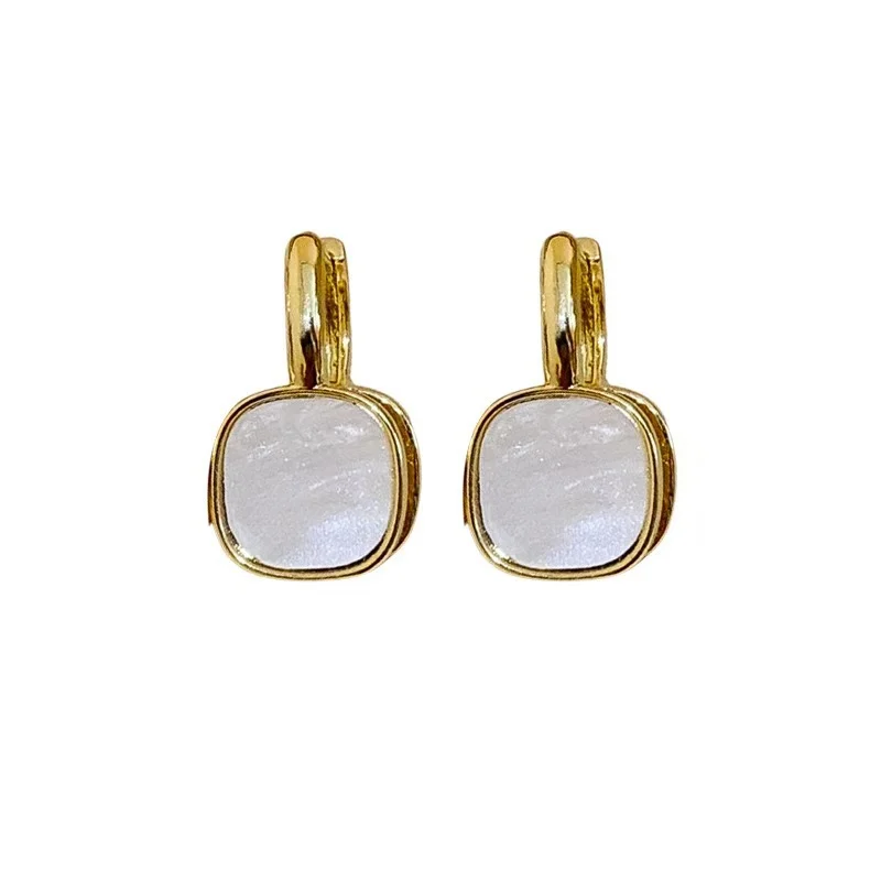 New Minimalist Elegant Luxury Black Reversible Square Stud Earrings for Women - Sophisticated Ear Accessories