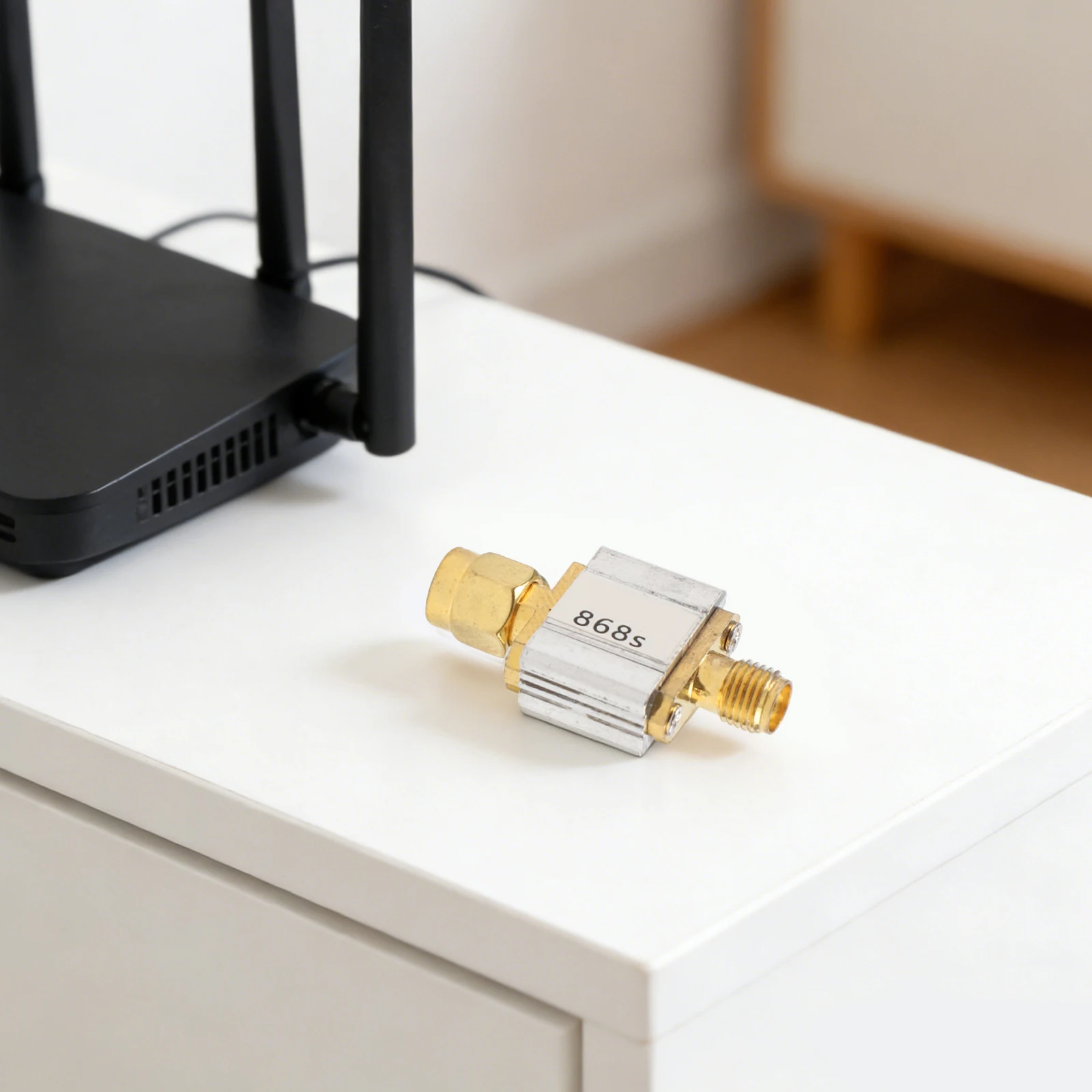 

Signal Filtering 868MHz Filter Bandpass Filter Compact Design Fast Response Insertion Loss 3.5 DB Interference Rejection