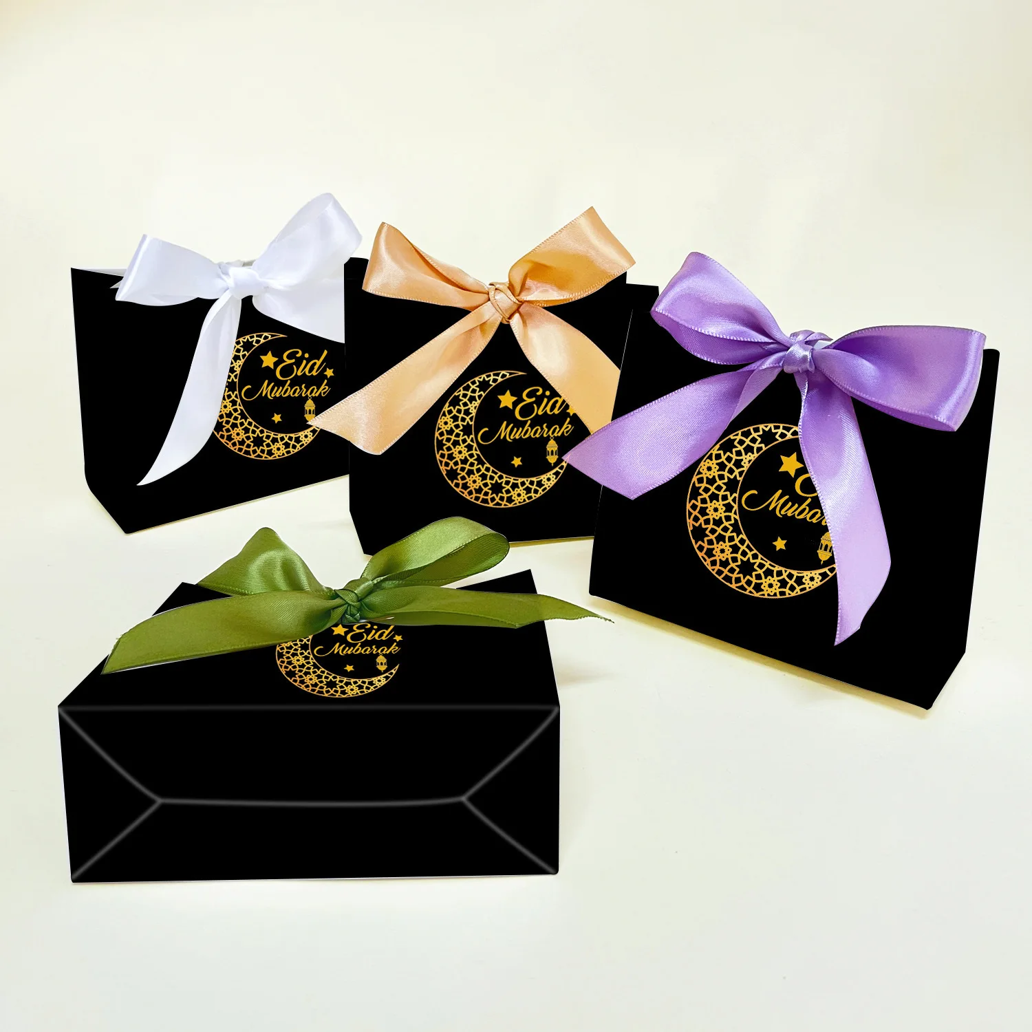 1Pcs Elegant Umrah Mubarak Candy Chocolates Gift Boxes for Muslim Celebrations Perfect for Islamic Ramadan Kareem Iftar Parties