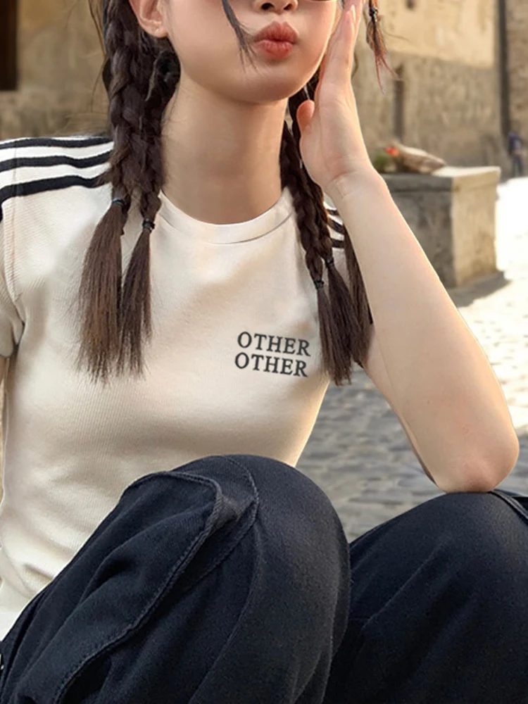 

American Sle ort Sve T-irt Women's Slim Fit Summer Faion Creative Print round Ne Top Korean Sle Commute Wind