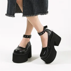 Klassische weibliche Slipper Schuhe neue Herbst dicke Absätze Lack leder Schnalle Pumps Retro Mädchen Plattform hochhackige Schuhe für Frauen