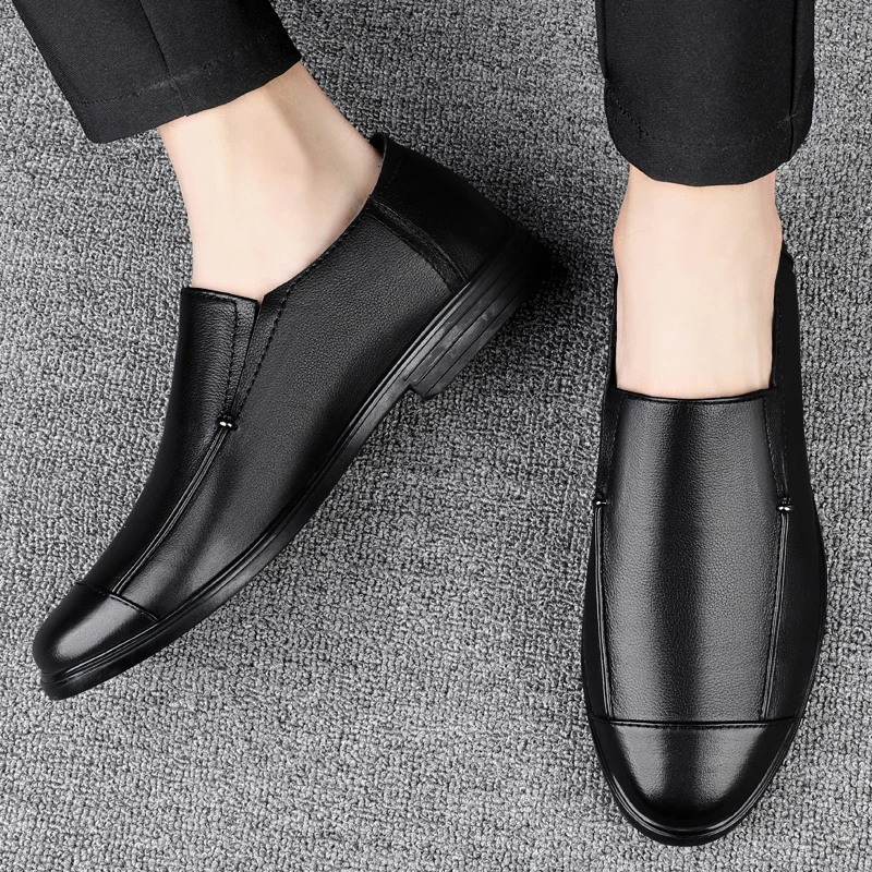 Fashion Mens Casual Leather Loafers Simple Mocasines Lightweight Slip-On Footwear Business Boat Shoes Outdoor Man Driving Shoes