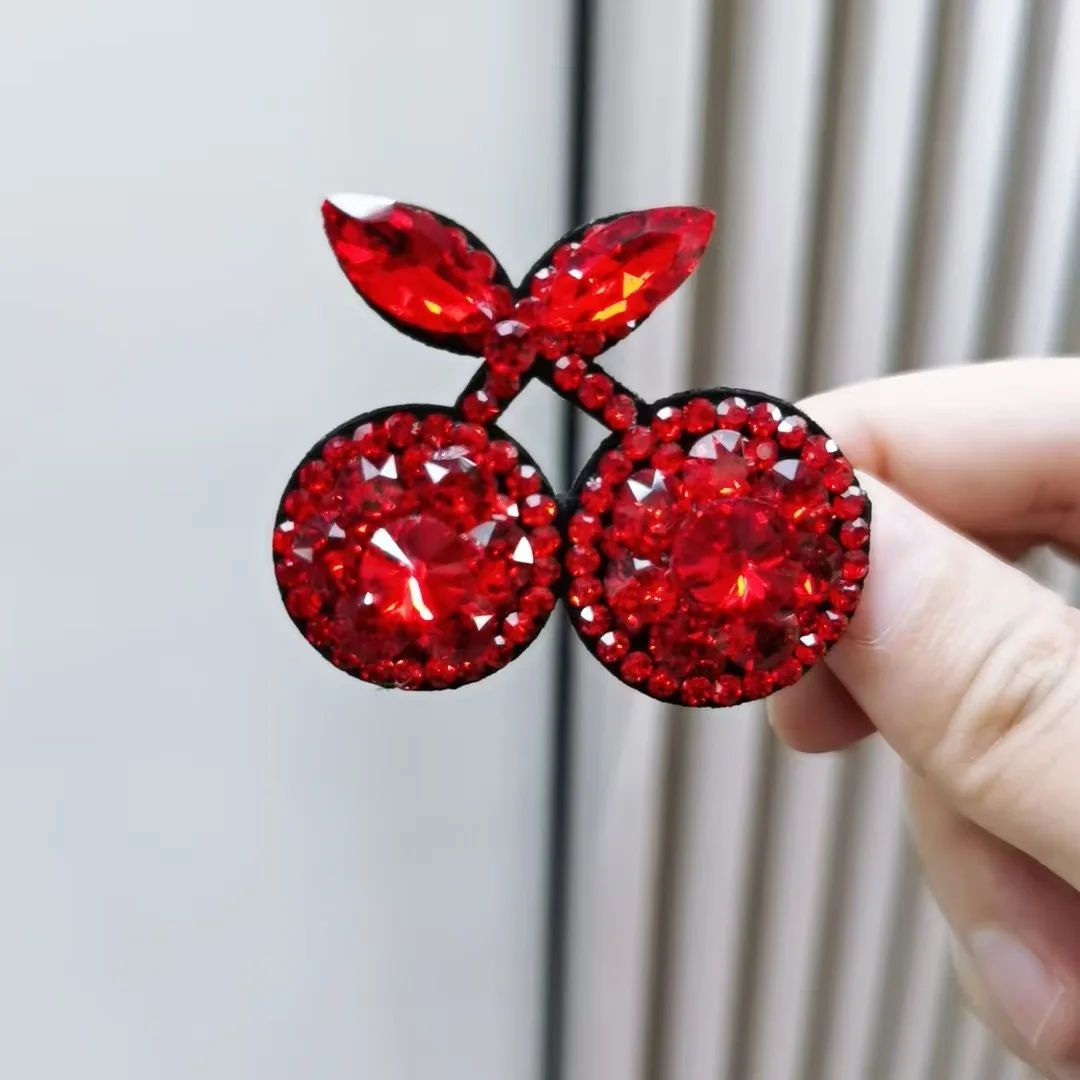 Han Xiao original lovely simple cherry duck mouth clip hair clip temperament ladies side fringe clip headwear wholesale