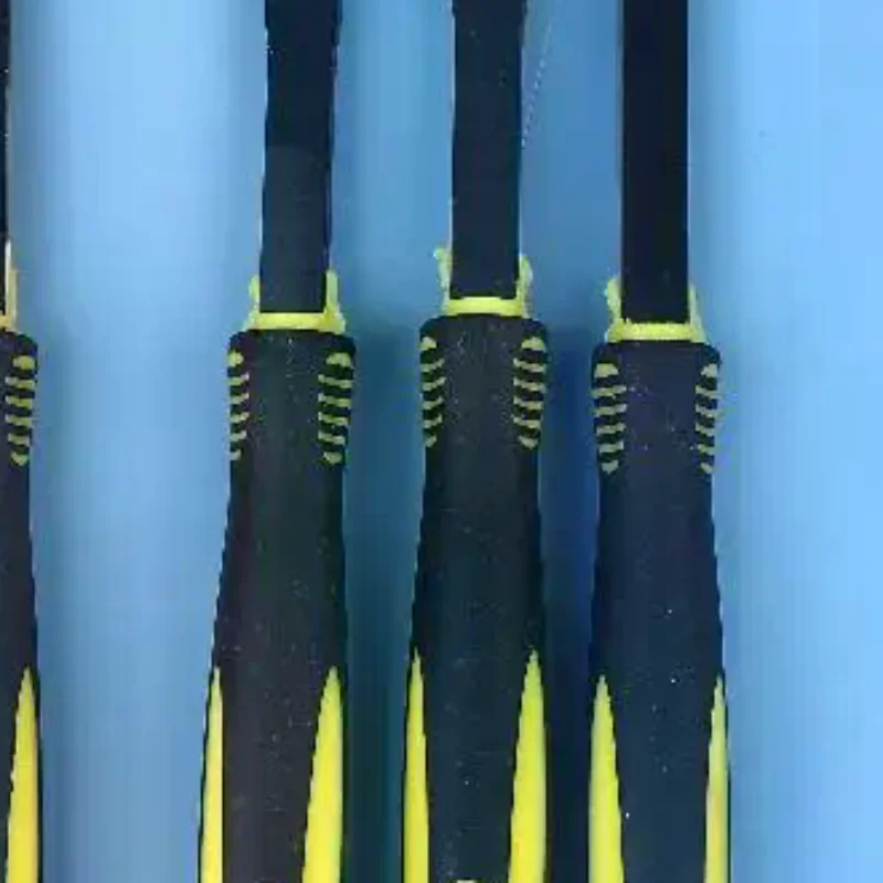 

Эффективный инструмент для демонтажа автомобильных потолочных панелей, не повреждающий прибор для обслуживания внутренних элементов.