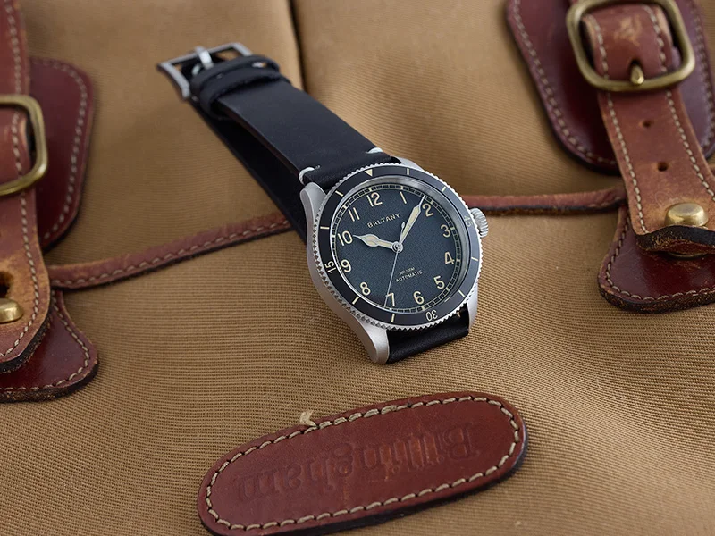 Baltany S2076 Herren-Automatikuhr, Khaki, Pilotenuhr, NH38, 38 mm, Retro-Militär-Luftfahrt-Fluguhr, leuchtende Keramiklünette, Alltagskleidung – Detail 7