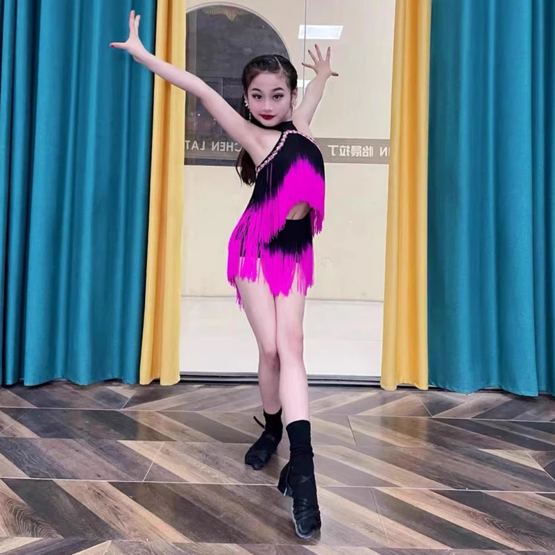 กระโปรงเด็ก Latin Ballroom Tango Dancewear ใหม่สีชมพูสีดํา Latin Fringes เต้นรําเครื่องแต่งกายหญิงละตินพู่ชุด