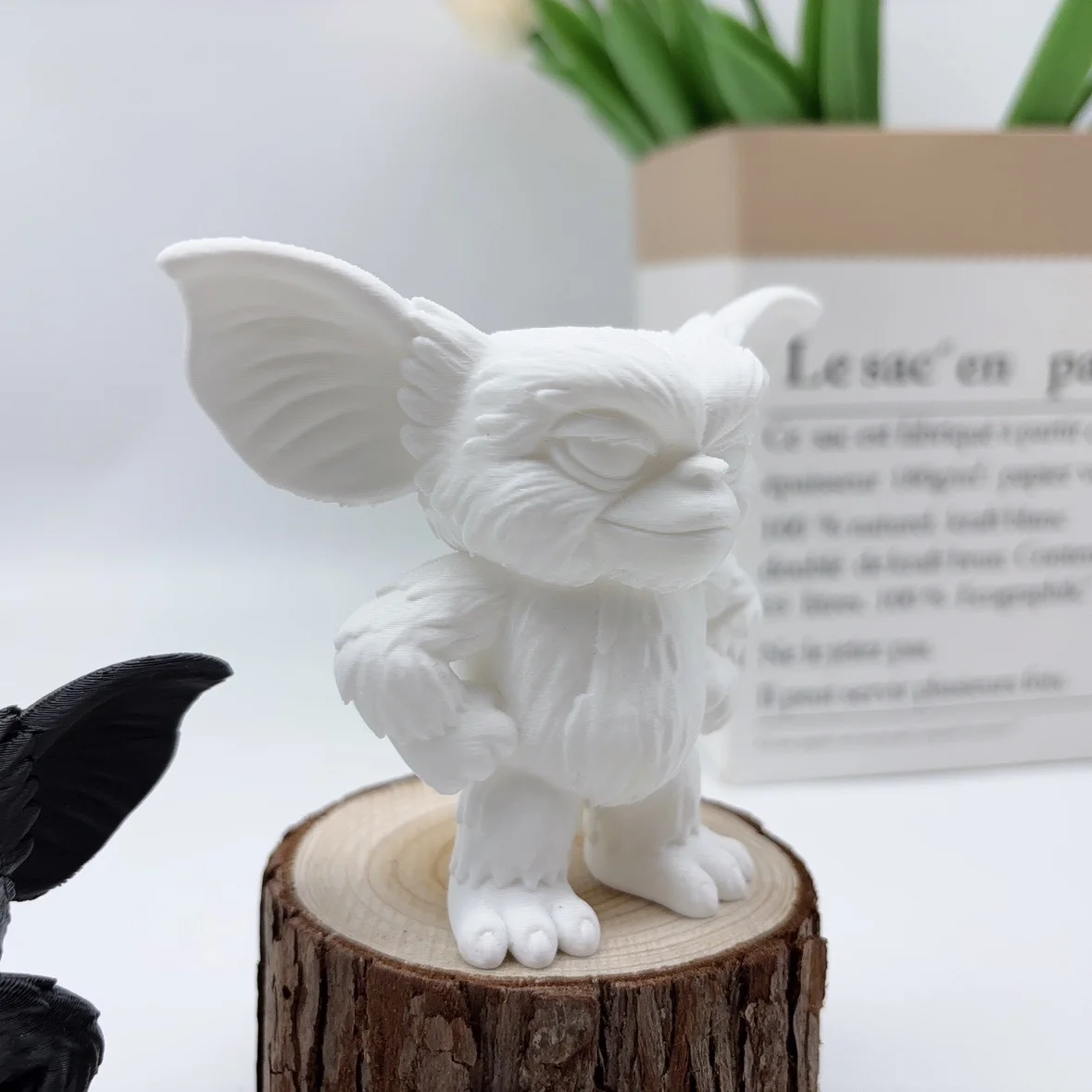 حلي تمثال Gremlins HD، لفيلم Pok É Mon، وزخارف سطح الطاولة البلاستيكية على طراز الرسوم المتحركة مع آذان كبيرة للوحوش