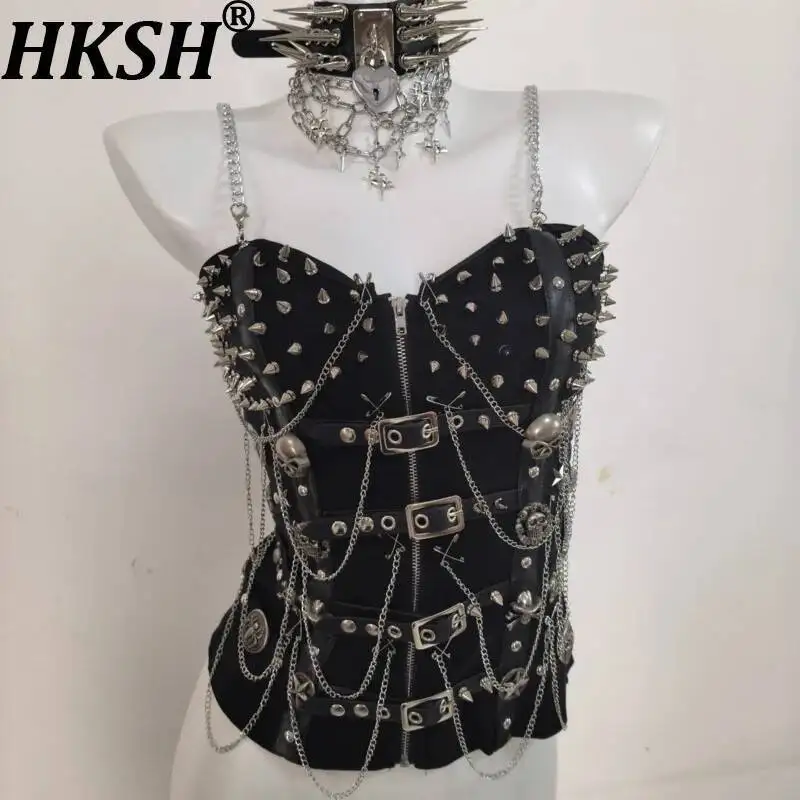 

HKSH Women Camisole Gothic Punk Style Y2K Sexy Rivet Chains Heavy Metal Decoration Sleeveless Vest Dark Spliced Tank Top HK23975