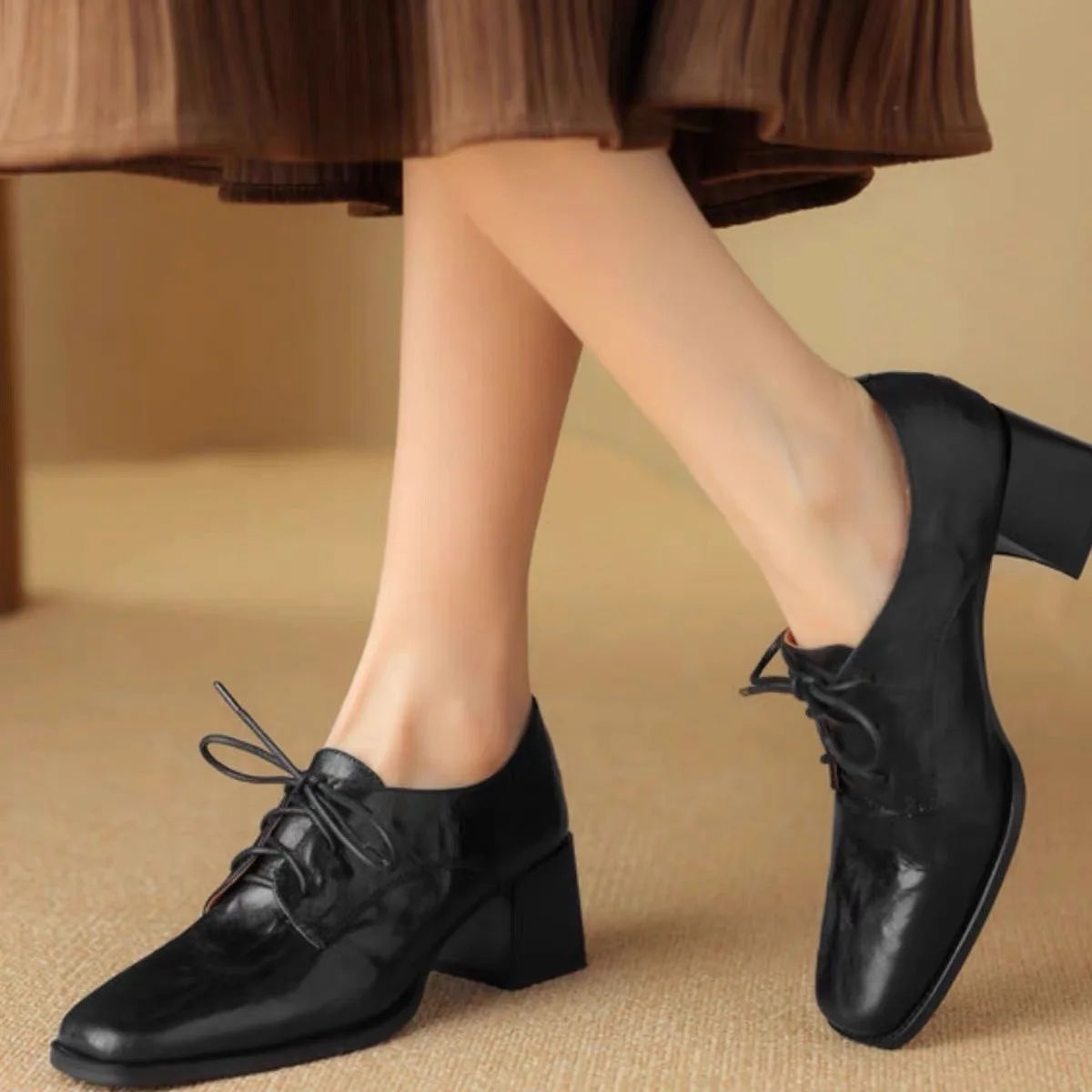 scarpe-oxford-da-donna-con-punta-quadrata-e-allacciatura-realizzate-in-vera-pelle-con-tacco-a-blocco-stile-vintage-fatte-a-mano-con-tacco-medio-e-spesso-perfette-per-l’ufficio-e-per-occasioni-formali