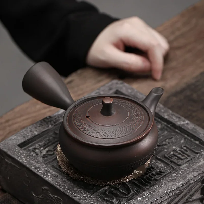 

Purple Pottery Side Handle Pot Hand-Blind Dagger Glazed Polished Ceramic Kung Fu Teapot Single Teapot Pu'er Tea Making Device