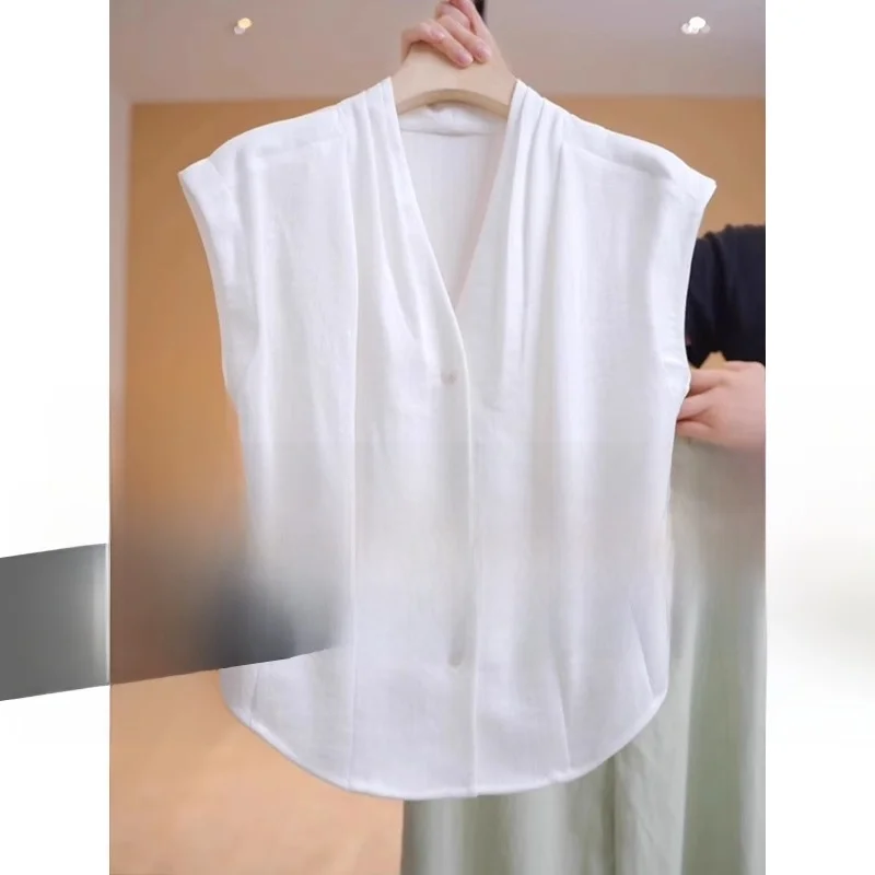 

Летний женский льняной жилет с V-образным вырезом и застежкой на талии, майка Irt стандартного кроя, полиэфирное волокно, однотонная пуговица...