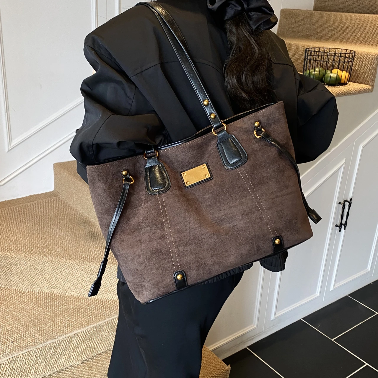 

Винтажная женская сумка, новинка 2025, портативная сумка-тоут большой вместимости на одно плечо, осенне-зимняя сумка для покупок из искусственной кожи, женская сумка