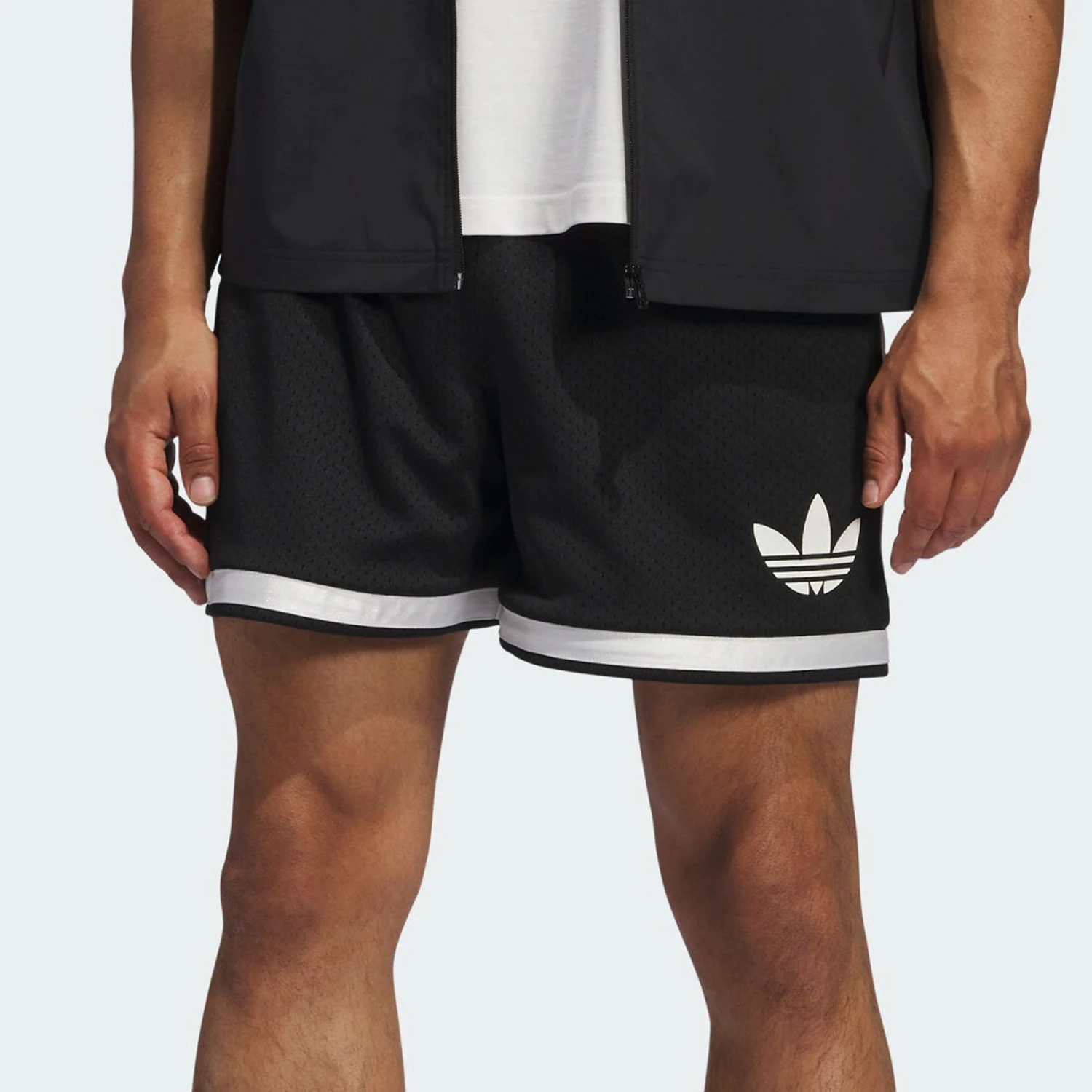 

Adidas Original Trefoil Unisex Classic Woven Casual Sports Shorts IY7387