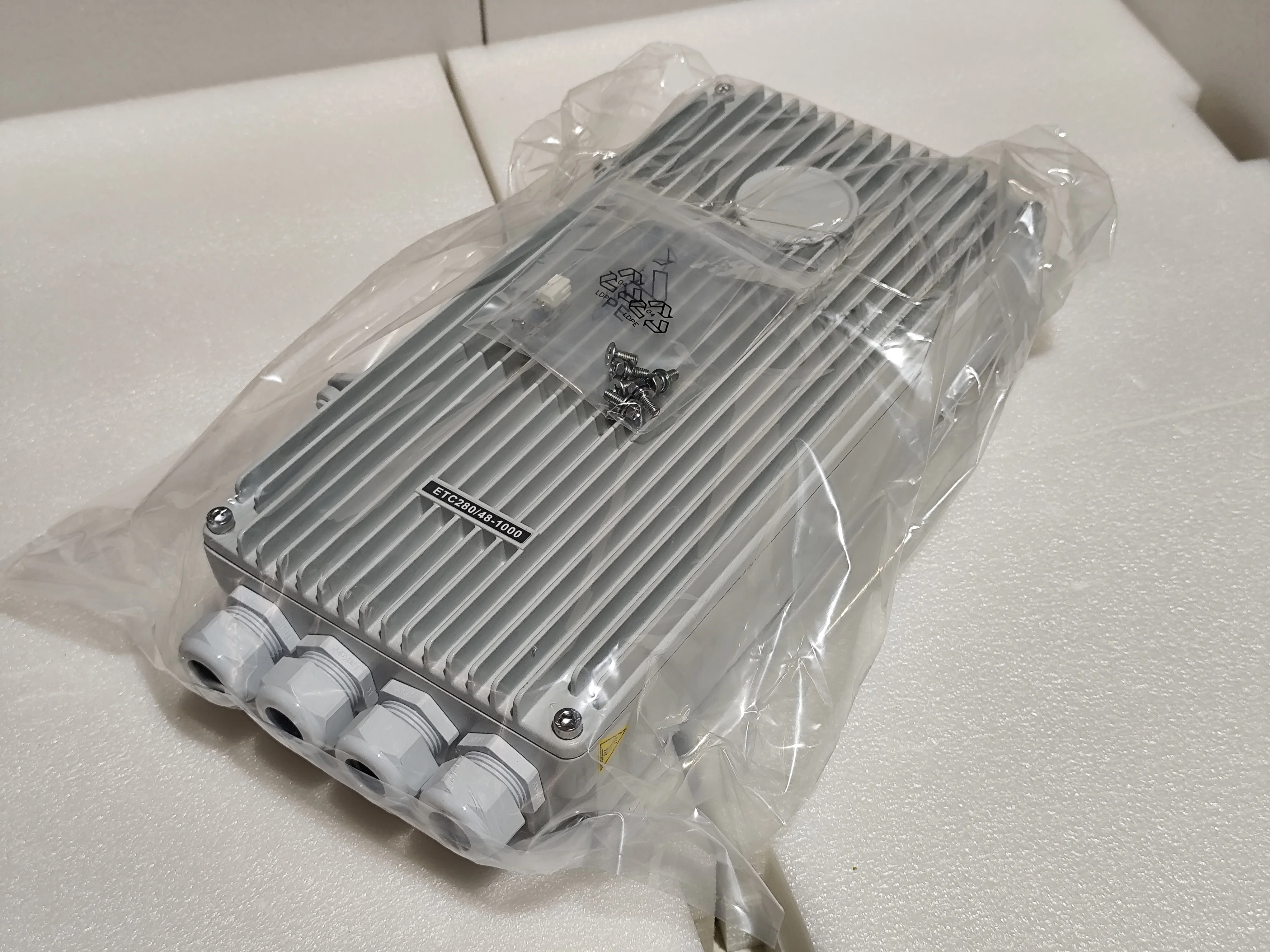 ETC28048-1000 Communication Equipment Silent High Protection Power Supply Module