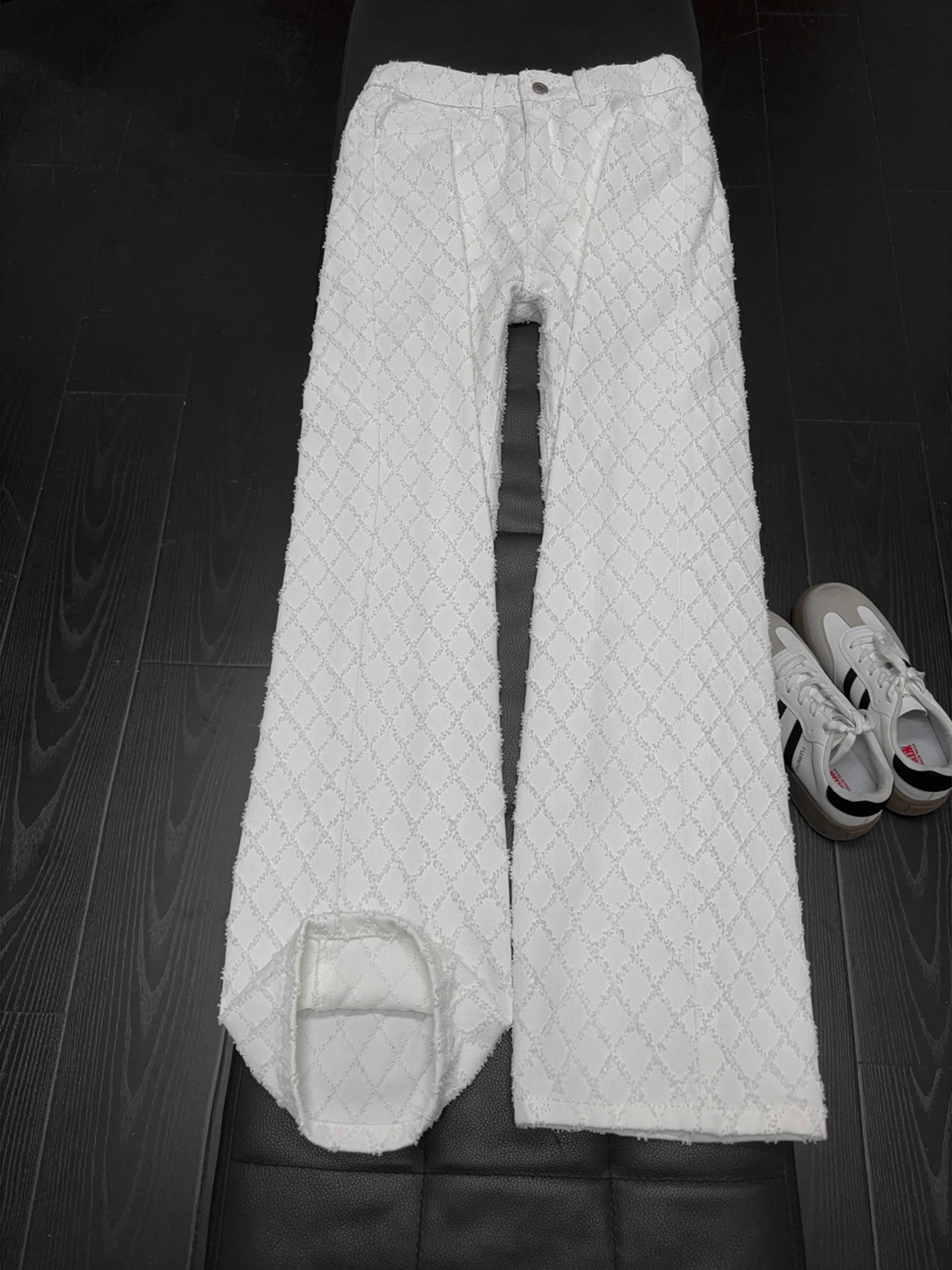 

Белые джинсы с цветочной вышивкой, свободные, прямые, длинные, из смесового хлопка и полиэстера, износостойкие, в стиле High Street