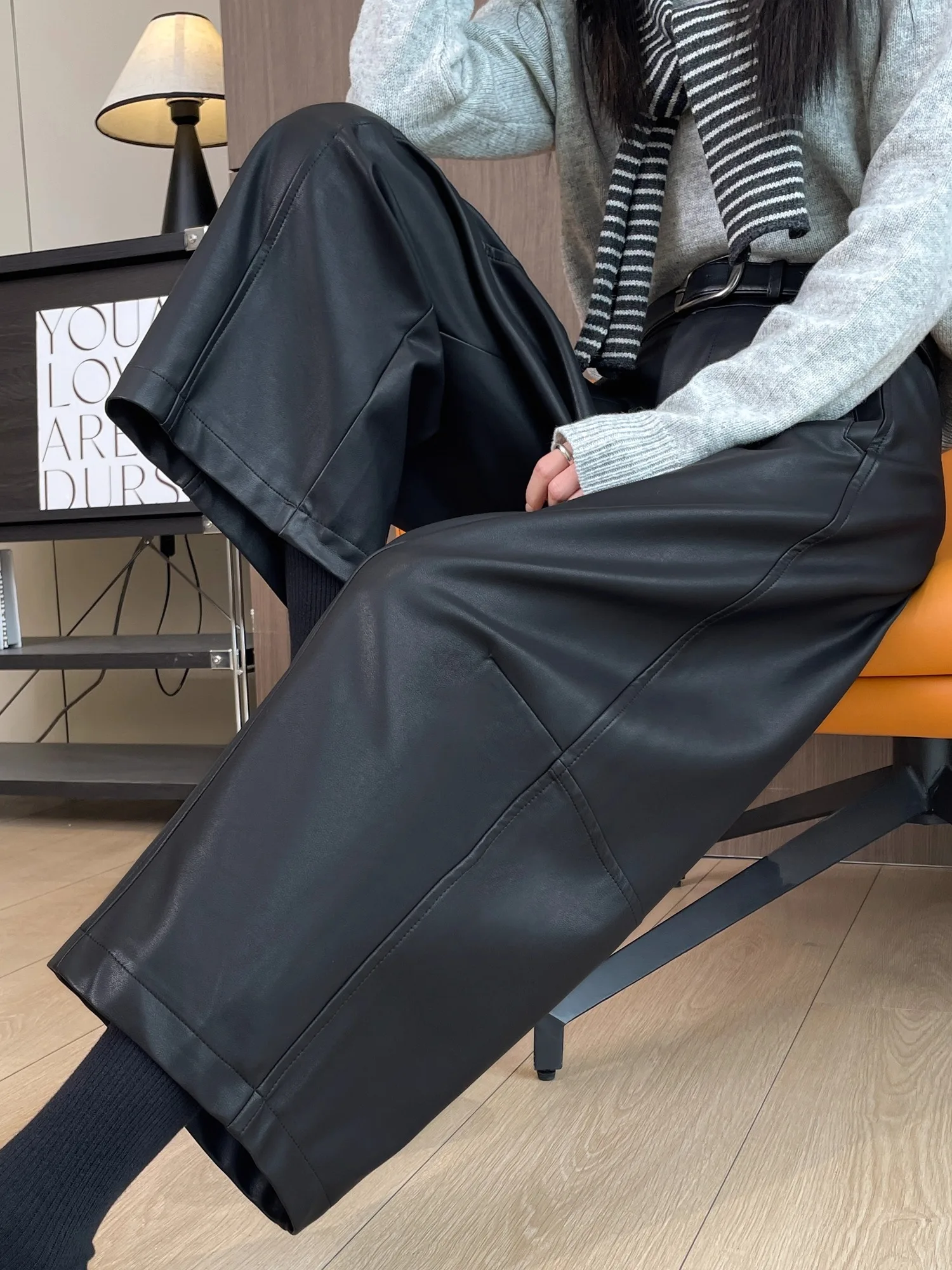 Bla PU-Leder Weite Hose für Damen, Coole Herbst-Winter Slim-Fit Dreiviertel-Hose, Lässige High-Waist Hose mit Reißverschluss