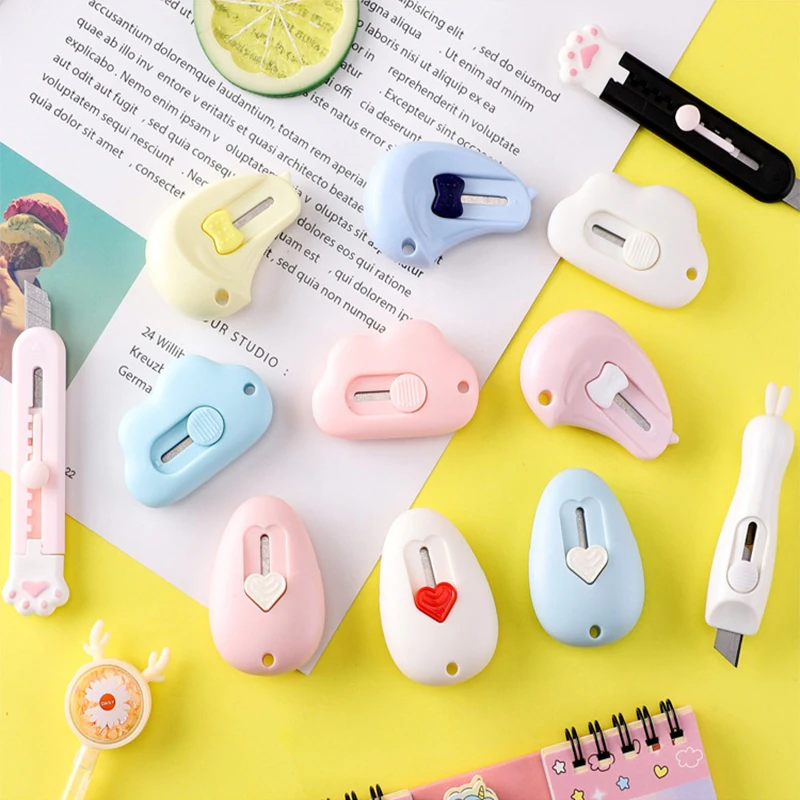 Mini Cute Utility Knife Paper Knife smontaggio Express Knife Box Opener studenti Cartoon Portable Hand Knife KTXD071
