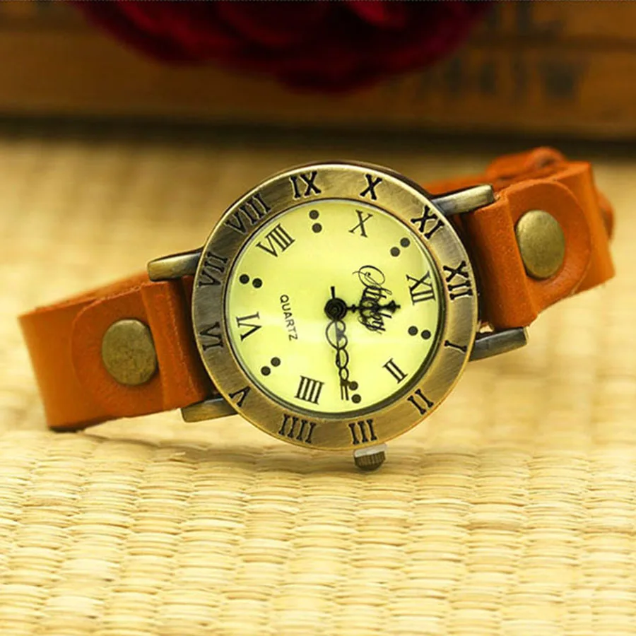 Shsby New Rome Vintage Cow Leather Strap Watches Women Dress Bracelet Watches Female Bronze Quartz Watch Student Leisure Watch