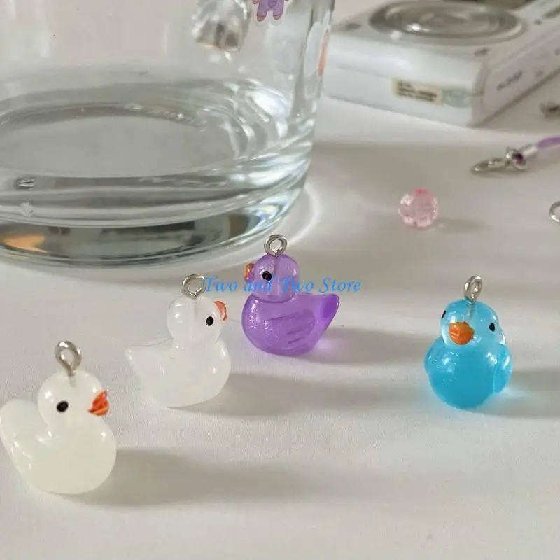 

HX6F Sturdy Glowing Duck Phone Charm Pendant Fashionable Jewelry Accessory Daily Use