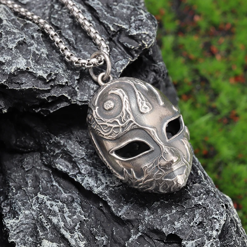 Retro Fashion Mysterious Mask Pendant Ethnic Style Opera Mask Necklace for Men and Women Punk Hip-Hop Trend Jewelry Gifts