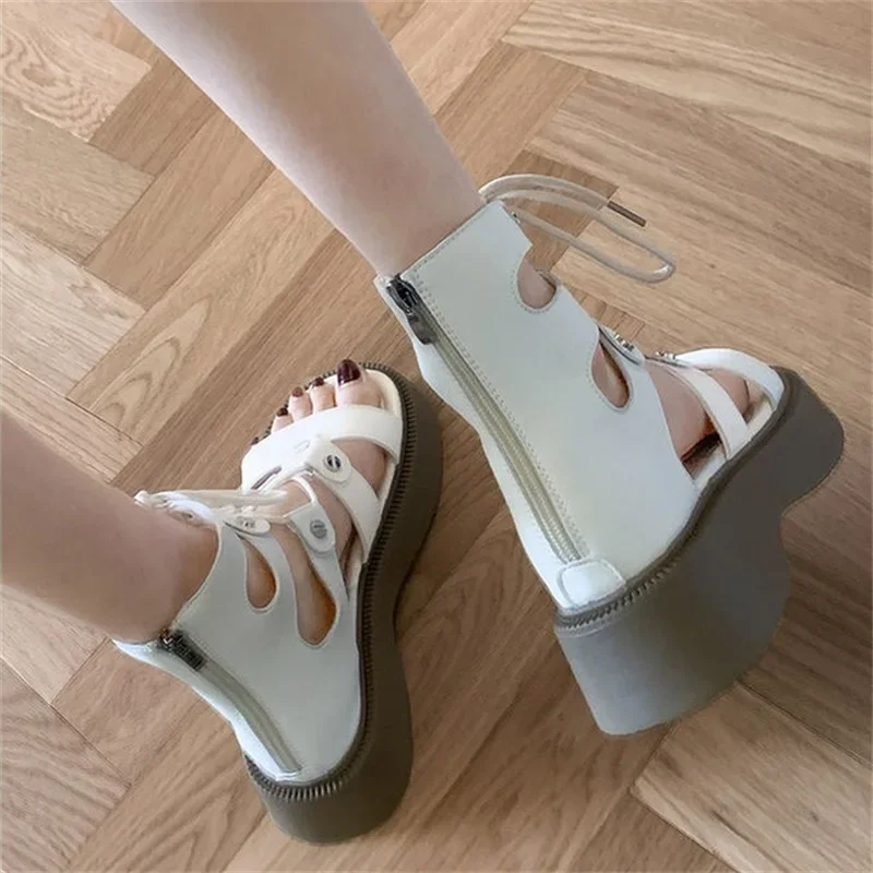 2024 New Flats Platform Women Sandals Summer Trend Casual Rome Ladies Shoes Fashion Round Toe Hollow Strap Ankle Boots Sandals