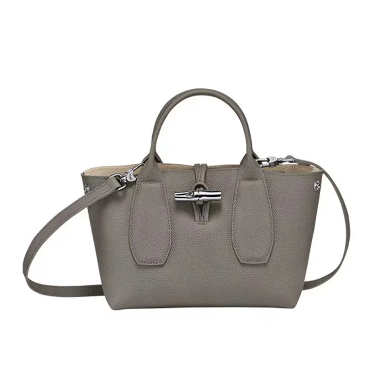 

2025 new bamboo buckle portable armpit bag high sense fashion versatile tote bag commuter messenger women's bag