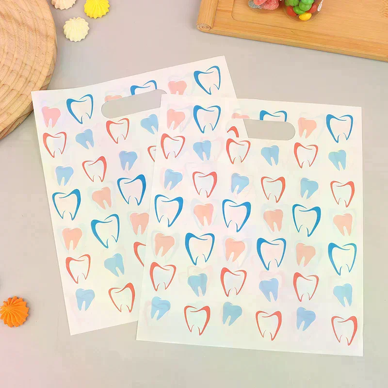30/50Pcs Plastic Dental Goods Bags, Portable Patient Gift Bags for Dentists Clinics and Hygienists