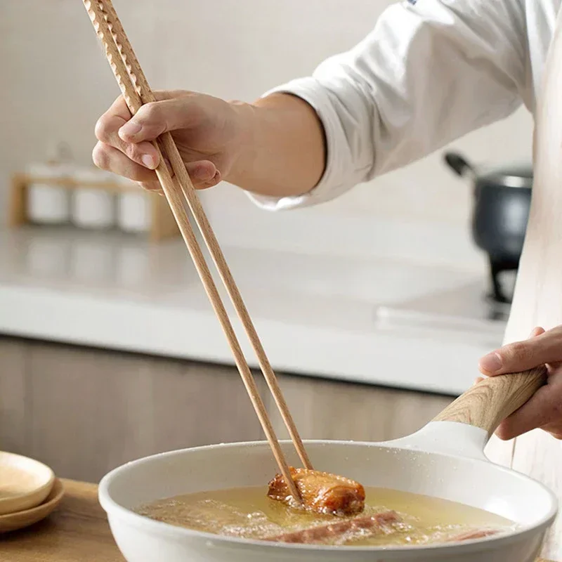

Very long wooden chopsticks, glossy ebony wood material, fried food noodles, non-slip chopsticks, kitchen cooking utensils
