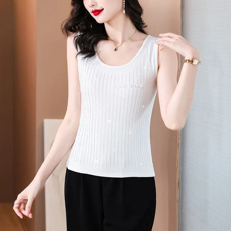 Luxury Rhinestones Striped Vest Women Elegant Temperament Sleeveless Slim Crop Tops Korean Fashion Black White Summer Tank Top