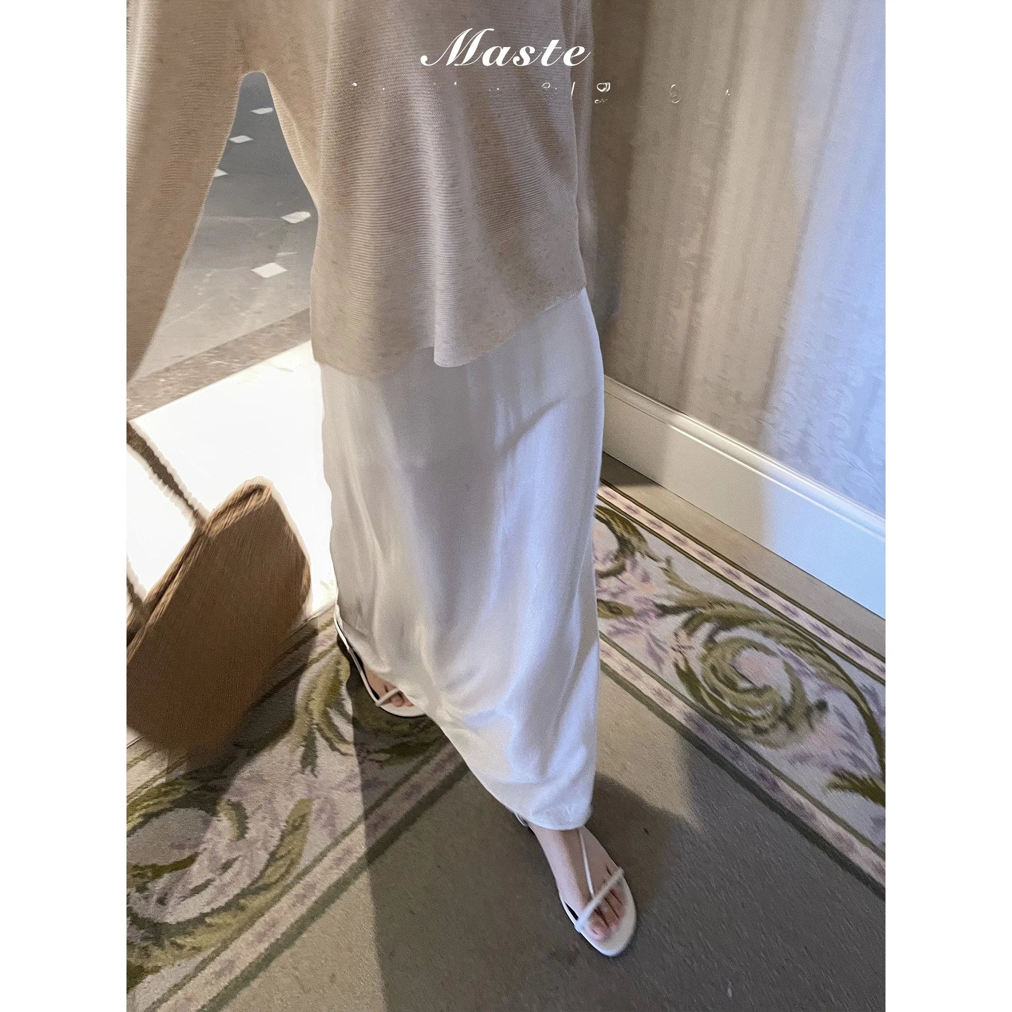 Maste Lichtgewicht Satijnen Rok met Parelglans Nieuwe Attitude Dames Premium Mode Mid-Length Rok