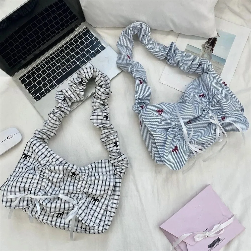 

Повседневная милая плиссированная сумка на плечо в полоску с бантом и бантом, большая сумка в пасторальном стиле, нейлоновая свежая кружевная сумка для студентов