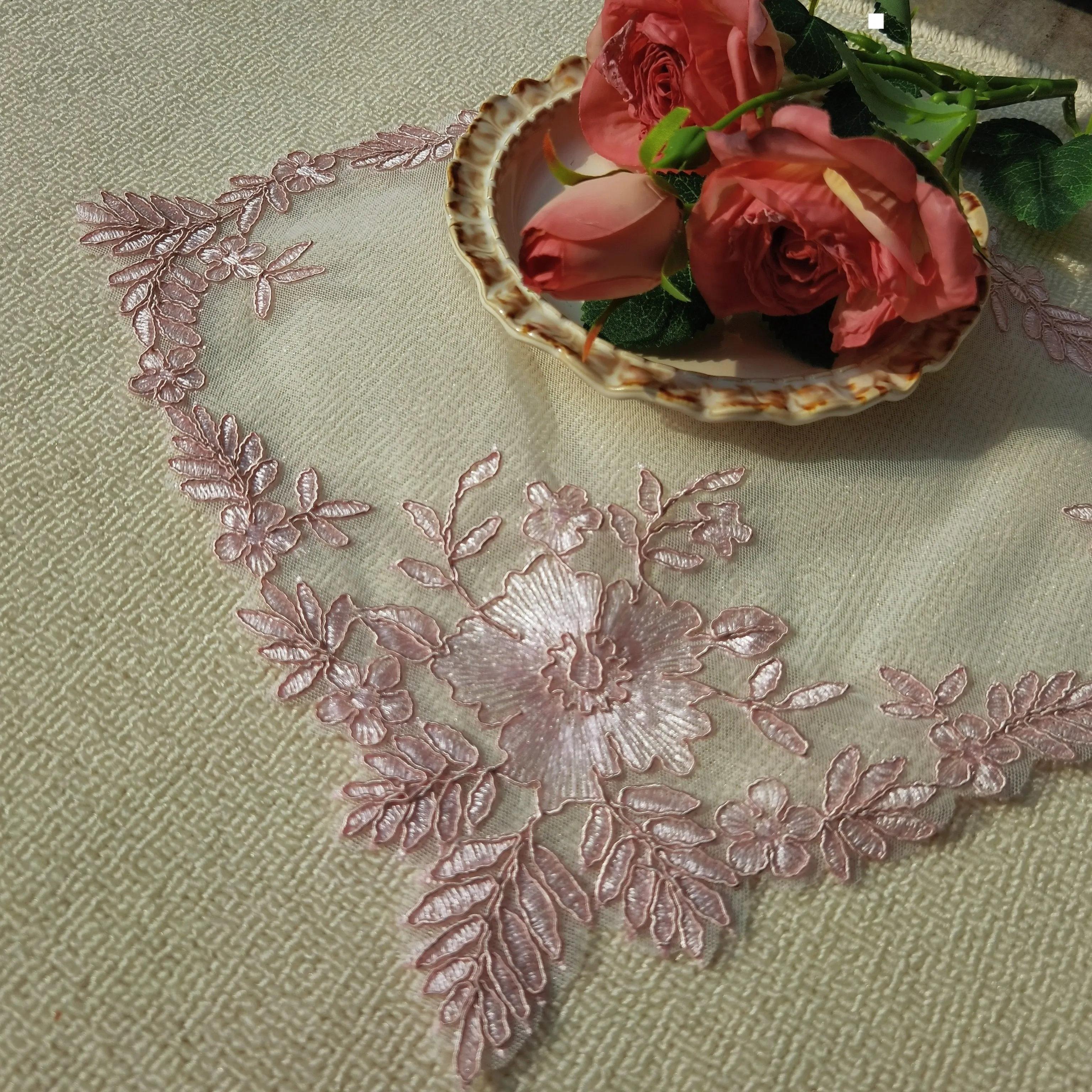 Pink Embroidered Placemat Plates Mats For Lunch Decorative Table Placemat Decorative Dining Centerpiece Sweet Table Accessories