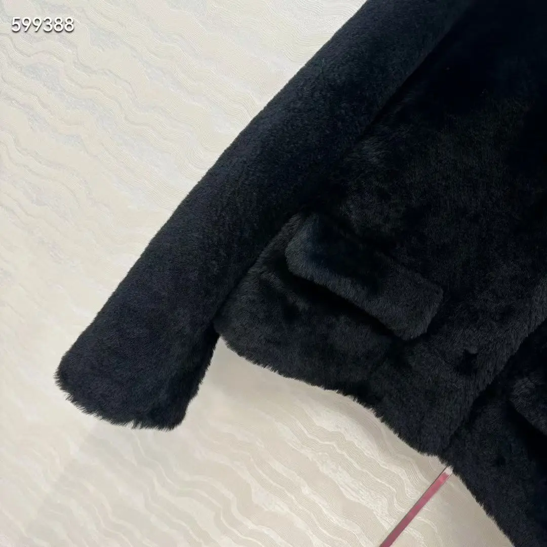 معطف مبطن بالفرو ذو الياقات القصيرة #3