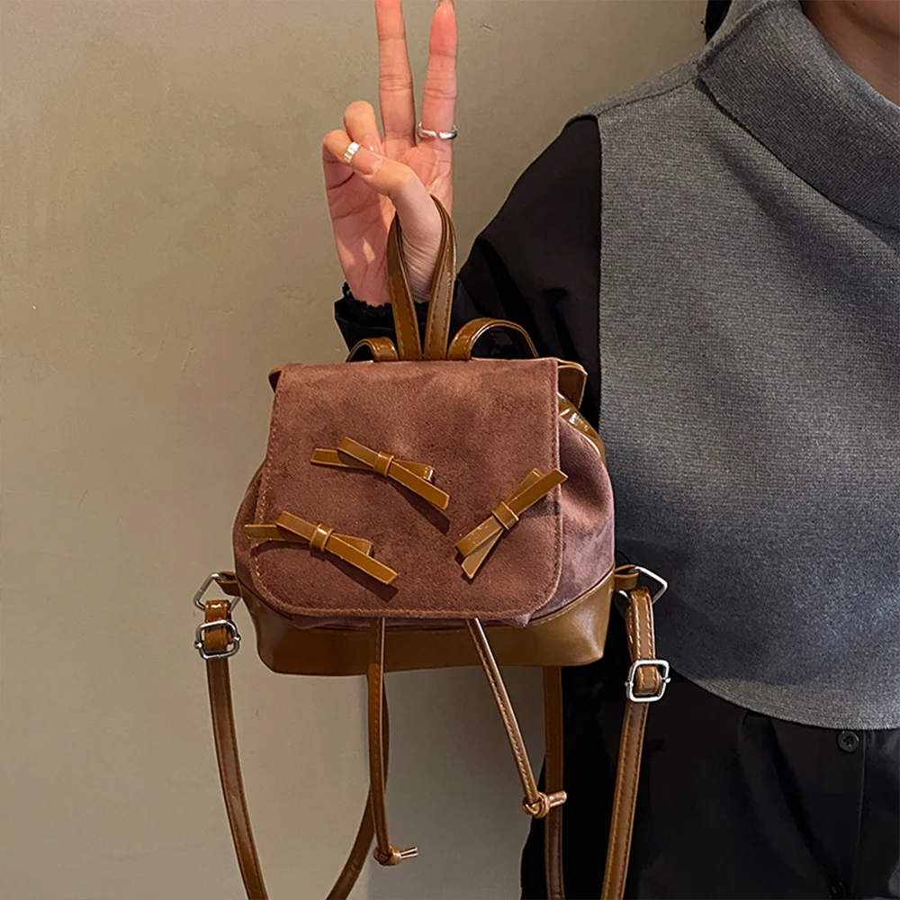 

Exquisite Mini Fashionable Design Backpack, New Versatile Commuting Backpack, Travel Bag, Small Backpack