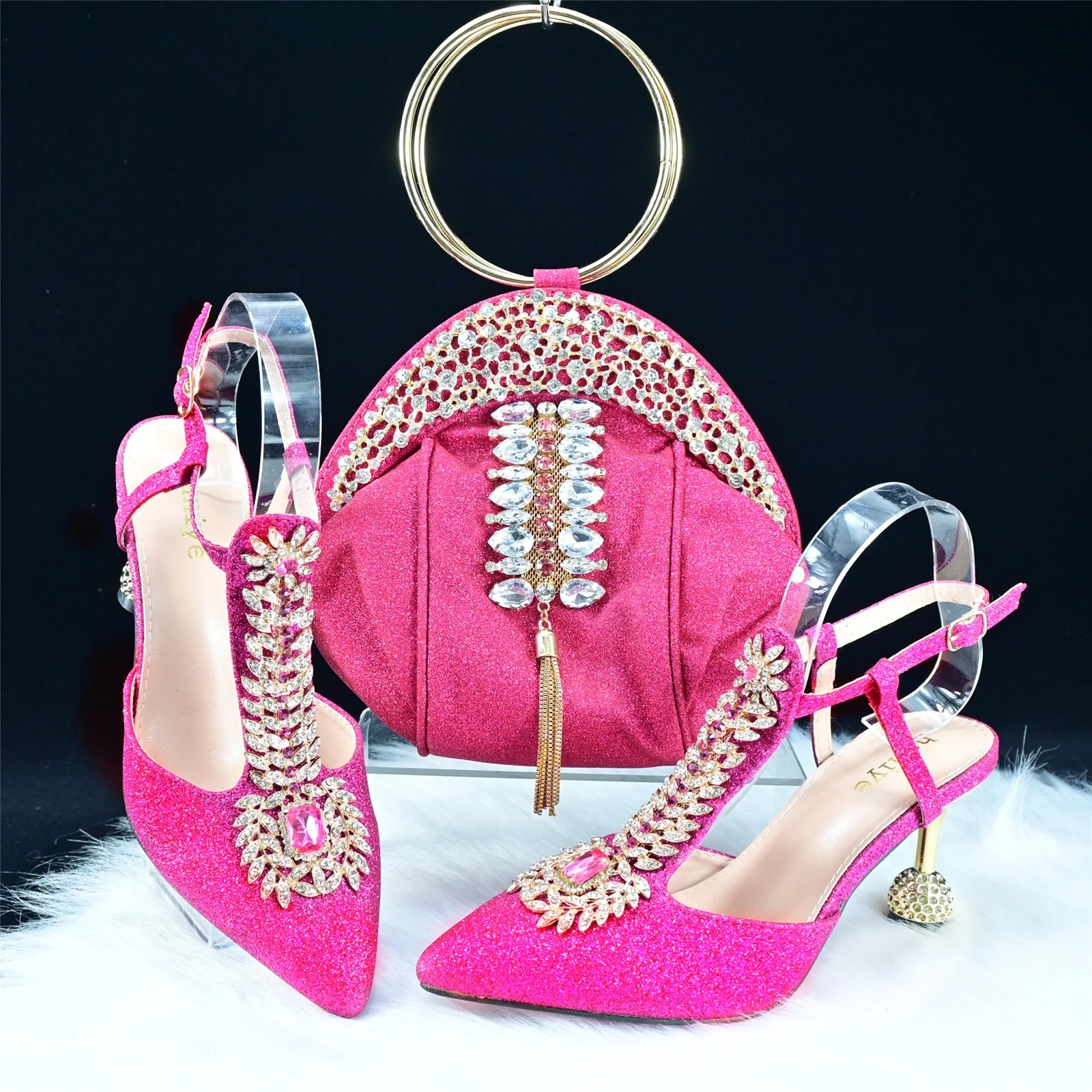 Elegant Women Newest INS Hot Sale Italian Design Shoes Matching Bag in Fuchsia Color Classics Pumps with Shinning Crystal for Dr