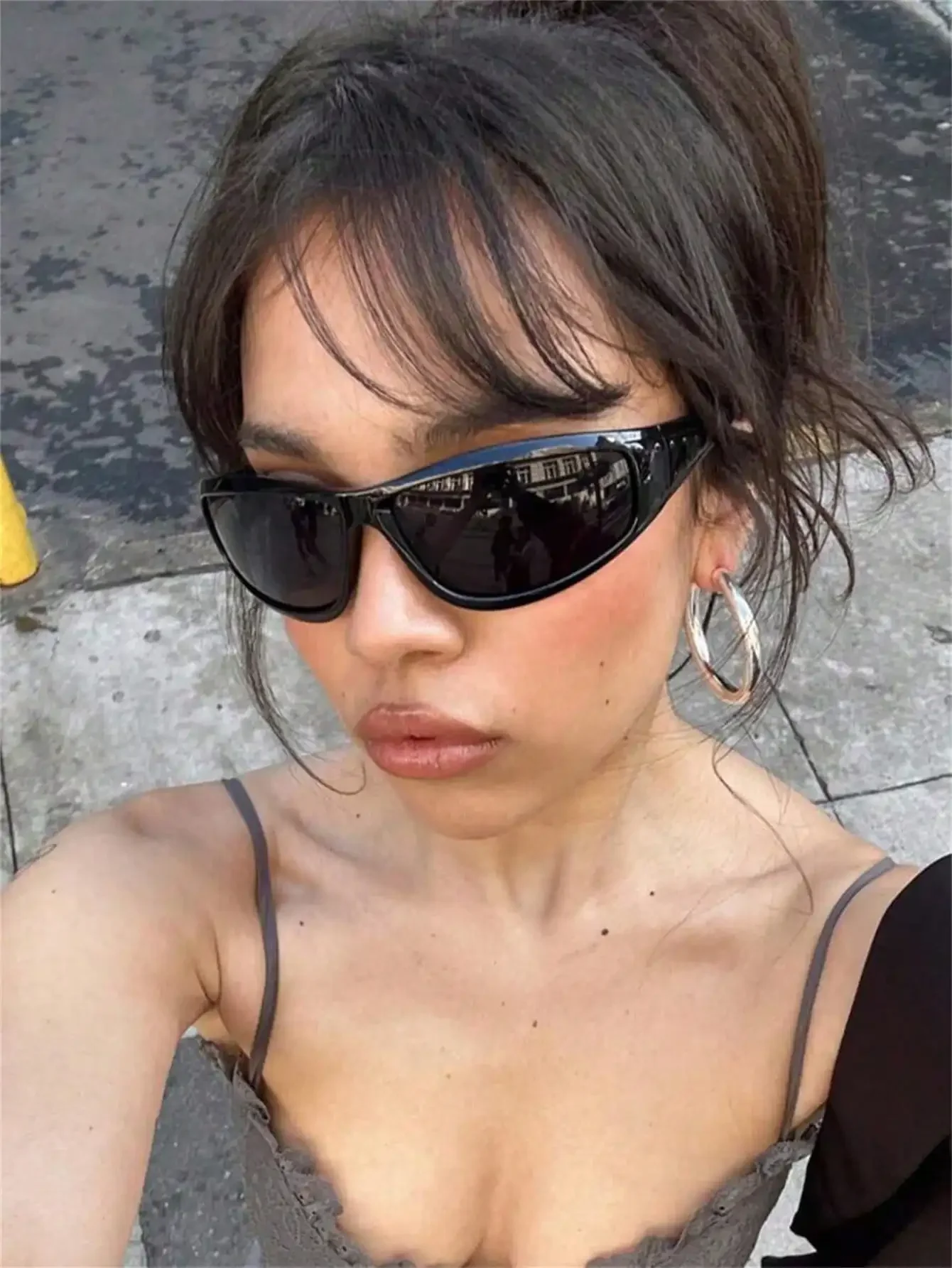 

1pc Women Wrap Shape Fashion Glasses Y2K Outdoor Cycling Fashion Glasses For Daily Outdoor Sports Use Beach Accessories For Wome
