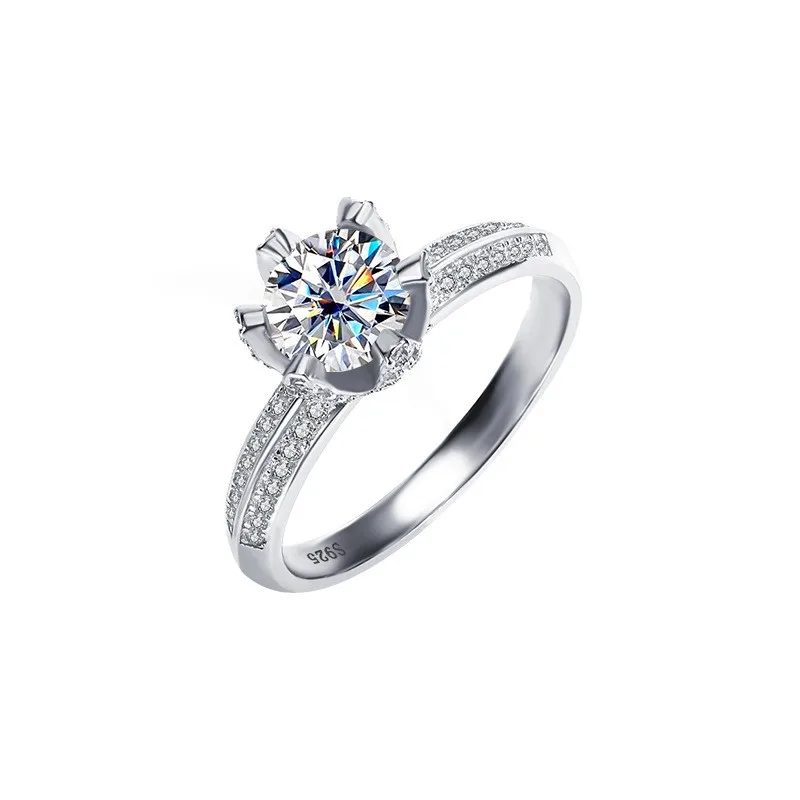 

QZJ066 Lefei Fashion Trendy Fine Luxury Classic Diamond-set Color Moissanite Maple Leaf Rings For Women Silver s925 Jewelry Gift