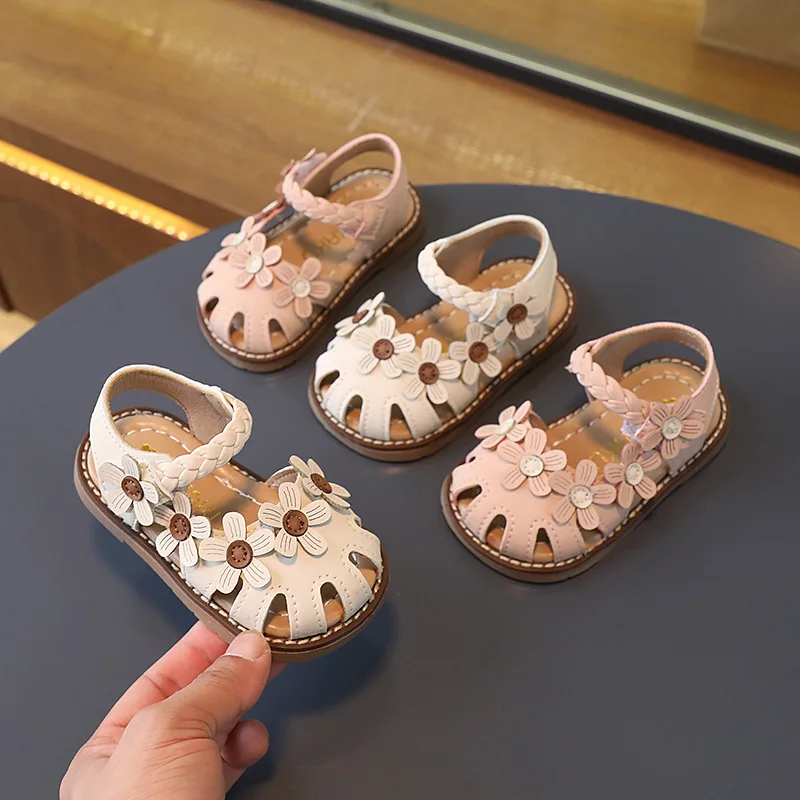 

New Infant Baby Shoes Baby Boy Girl Shoes Toddler Flats Summer Sandal Flower Soft Rubber Sole Anti-Slip Crib Shoes First Walker