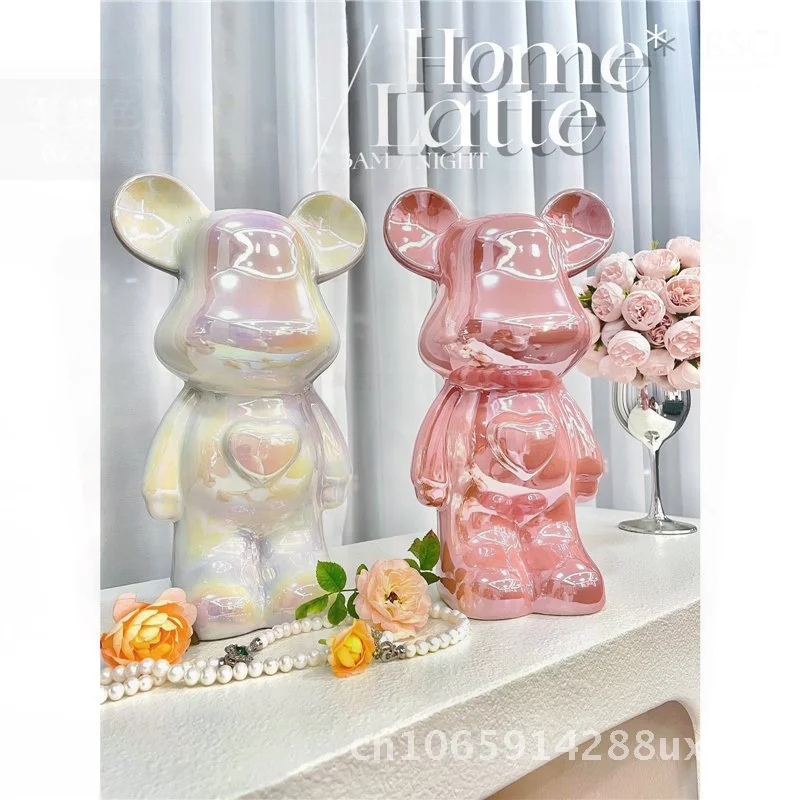 Luxury Ceramic Heart-Shaped Bear Ornaments Modern Minimalist Style High-End Home Decorations