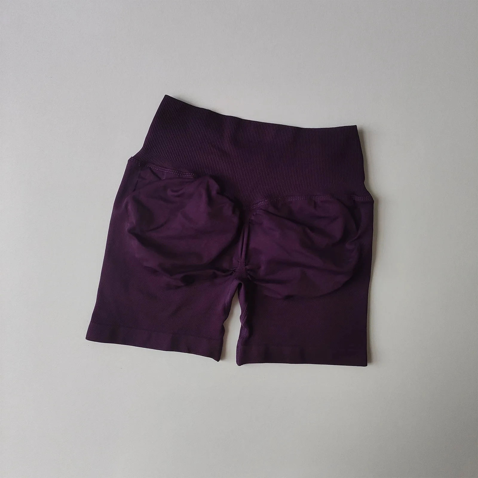 Damen-Sportshorts mit hoher Taille und Hüftlift-Effekt, pfirsichfarbene Po-Formung, eng anliegende, schnelltrocknende Lauf- und Trainingsshorts. – Detail 22