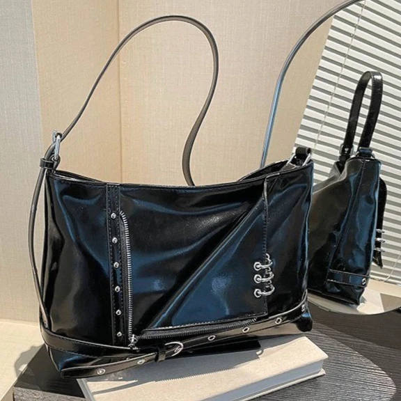 

Retro Metal Buckle PU Leather Punk Rivet Large-capacity Storage Bag Shoulder Bags Underarm Bag Tote Bags Handbag Woman Bags