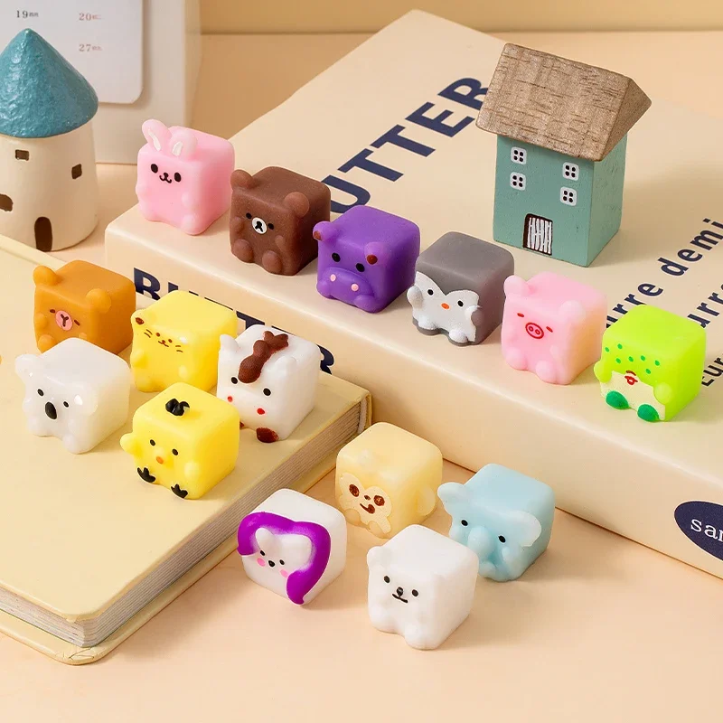 5Pcs Zufällig Mochi Squishy Nette Quadratische Tiere Squeeze Antistress Ball Tier Kneifen Stress Relief Zappeln Spielzeug Geschenke Kinder Erwachsene