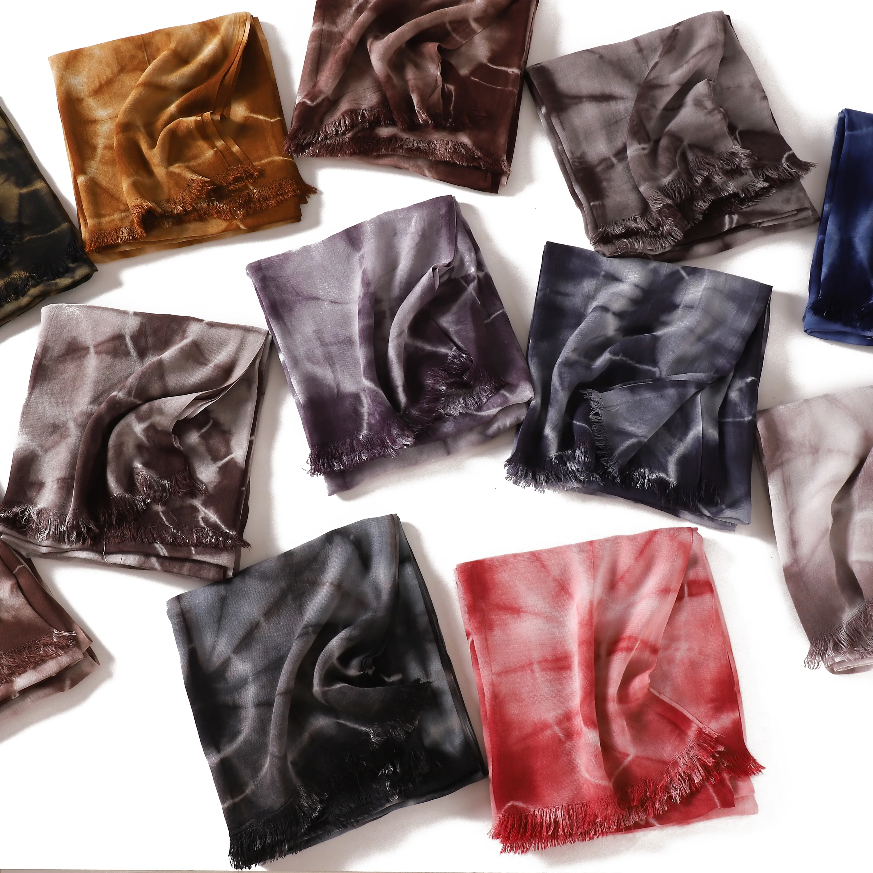 

Vintage Tie Dye Modal Cotton Scarf Women Winter Warm Retro Artistic Ethnic Style Shawl Wrap Hot Sale Vertical Long Hijab